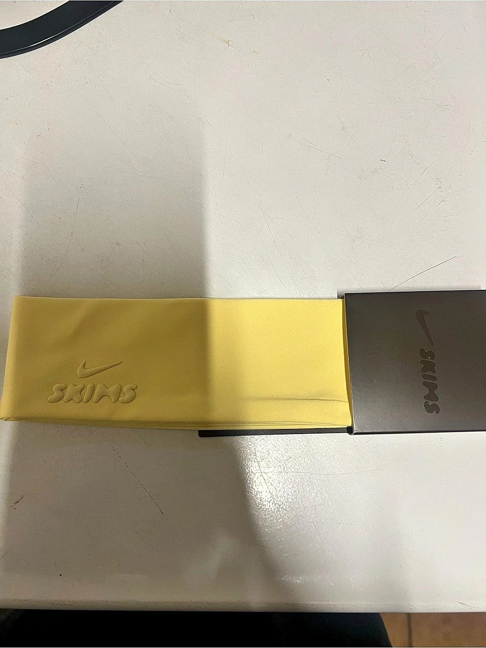 Nike x SKIMS Dri-FIT Technology Headband Yellow Headband NWT